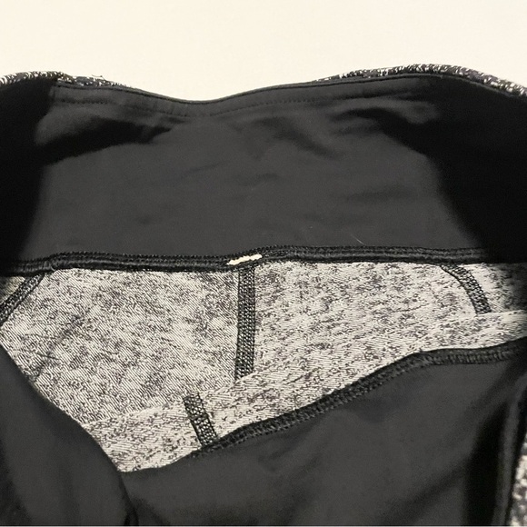 Lululemon Inspire Tight II Power Luxtreme Suited Jacquard Black White Size 6 - Picture 7 of 16